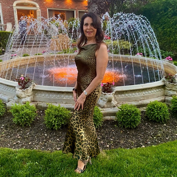 Meet your Posher, Diane - Picture 3 of 3